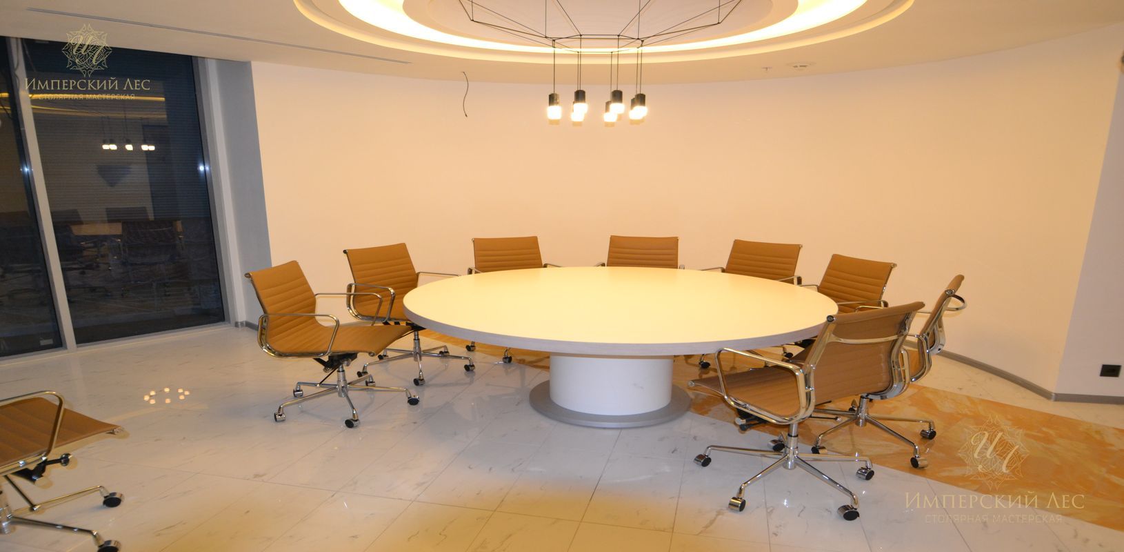 Стол белый Pablic Comfort для переговоров в офис